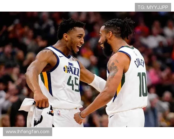 职篮鹰队射手群火力全开强势击退爵士巩固季后赛席位版图优势显现