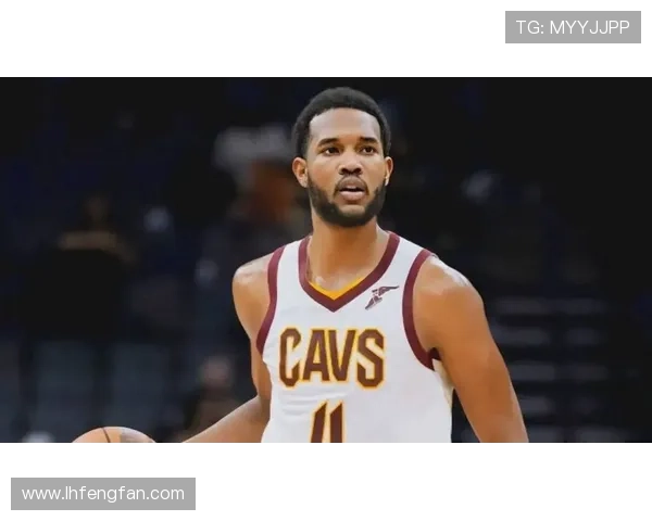 小莫布里半场表现出色7投3中贡献11分3篮板2助攻2盖帽